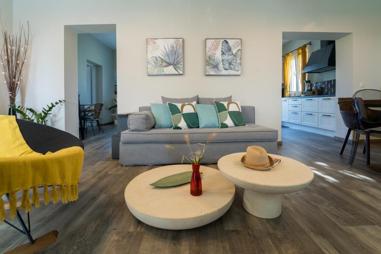Lucas Home Ликсури Екстериор снимка