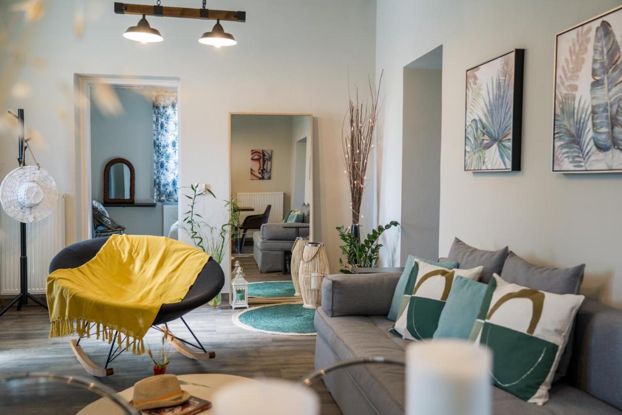 Lucas Home Ликсури Екстериор снимка